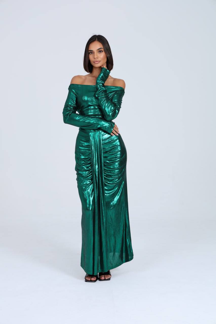 The Emerald Dior Lamé Off-Shoulder Gown The Emerald Dior Lamé Off-Shoulder Gown