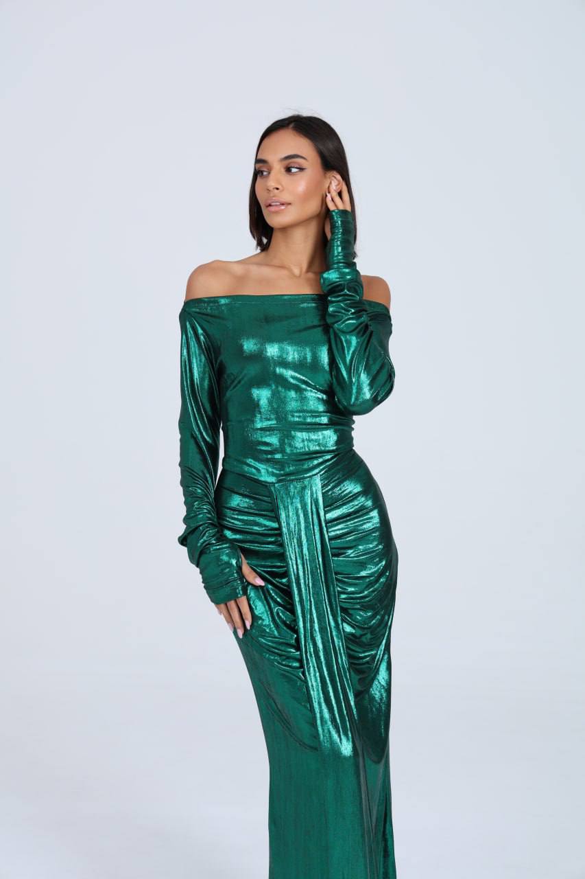 The Emerald Dior Lamé Off-Shoulder Gown The Emerald Dior Lamé Off-Shoulder Gown