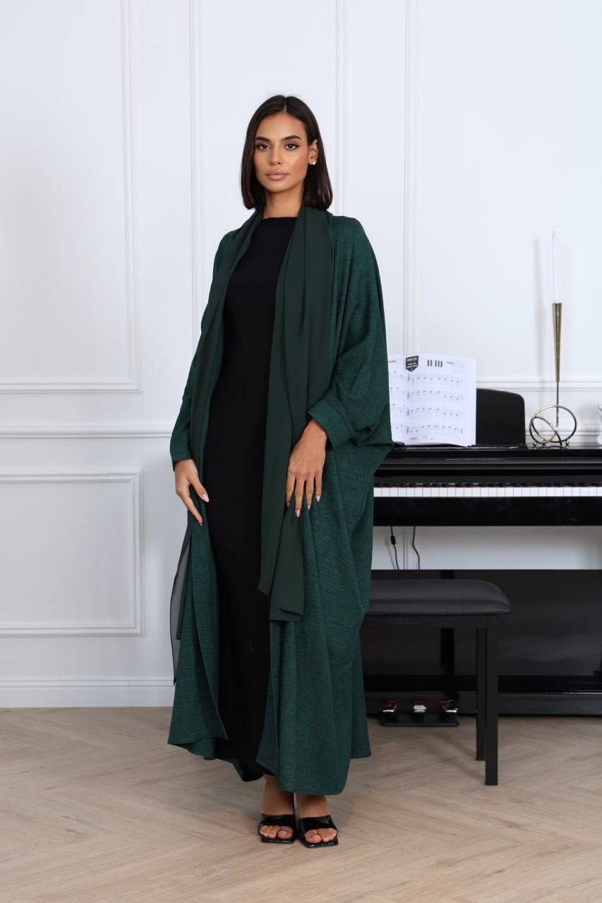 Solid Bisht Abaya: Timeless Flowing Elegance